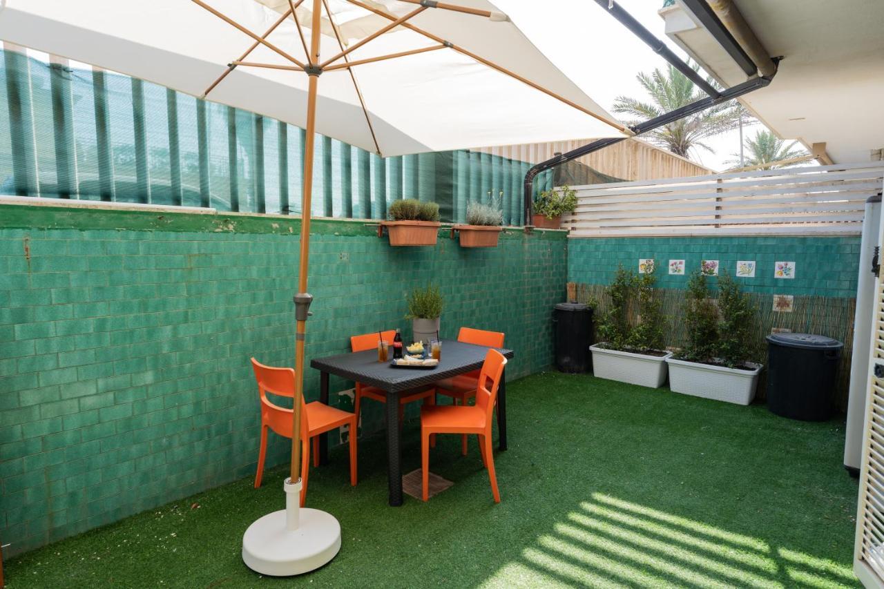 Lotus - Appartamento Sul Mare A Ostia Con Giardino Relax Buitenkant foto